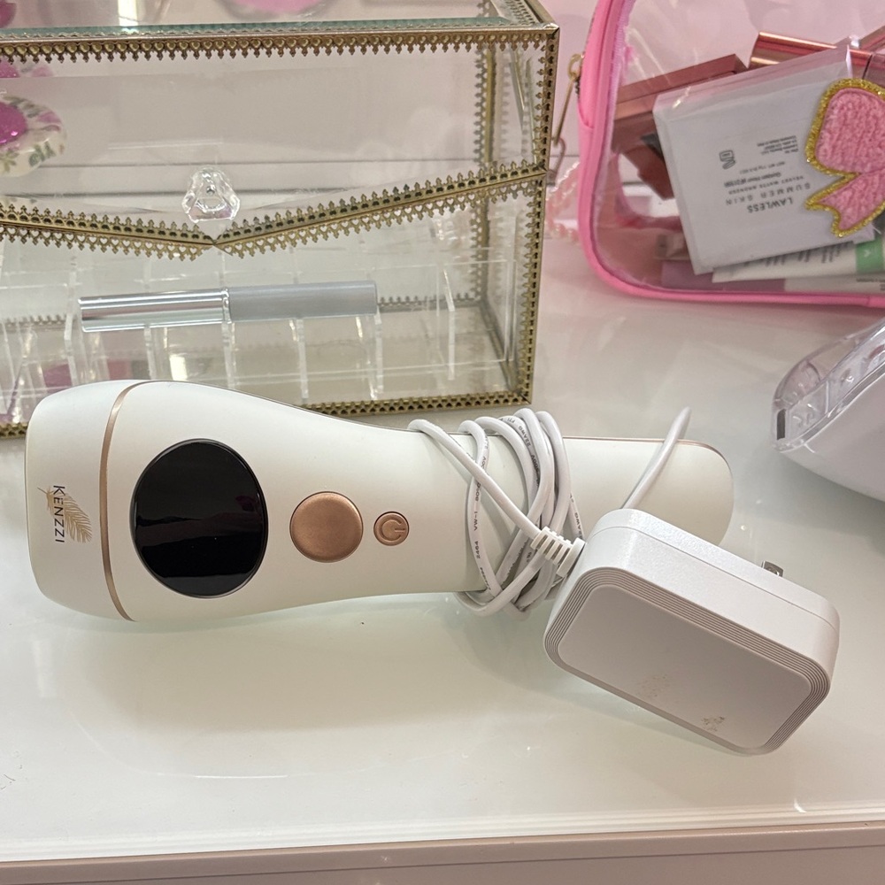 White and Gold IPL Hair Removal Handset